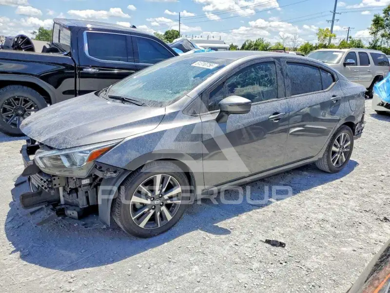 2020 Nissan VERSA фото
