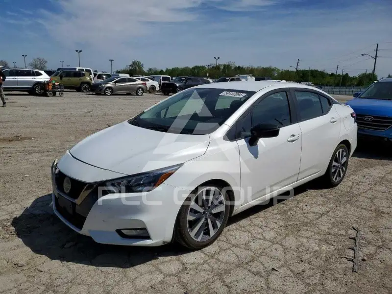 2020 Nissan VERSA фото