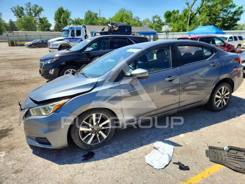 2020 Nissan VERSA фото