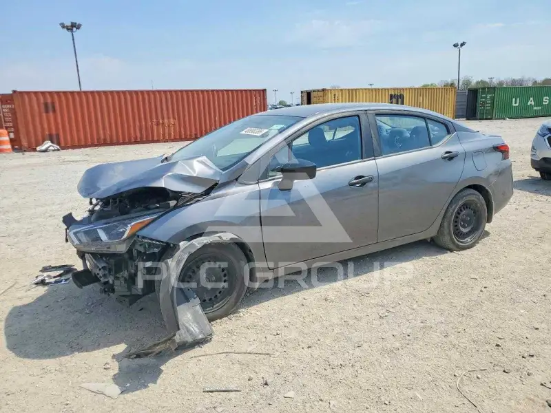 2020 Nissan VERSA фото