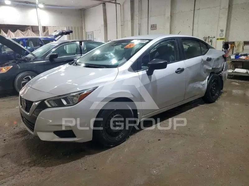 2020 Nissan VERSA фото