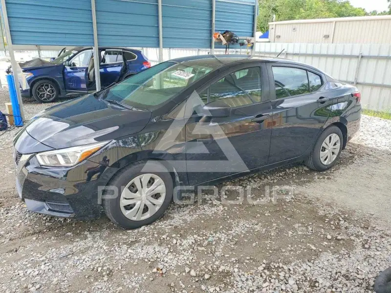2020 Nissan VERSA фото