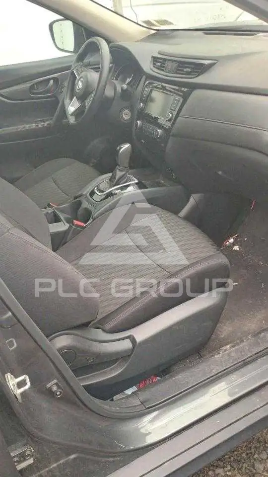 2020 Nissan ROGUE photo
