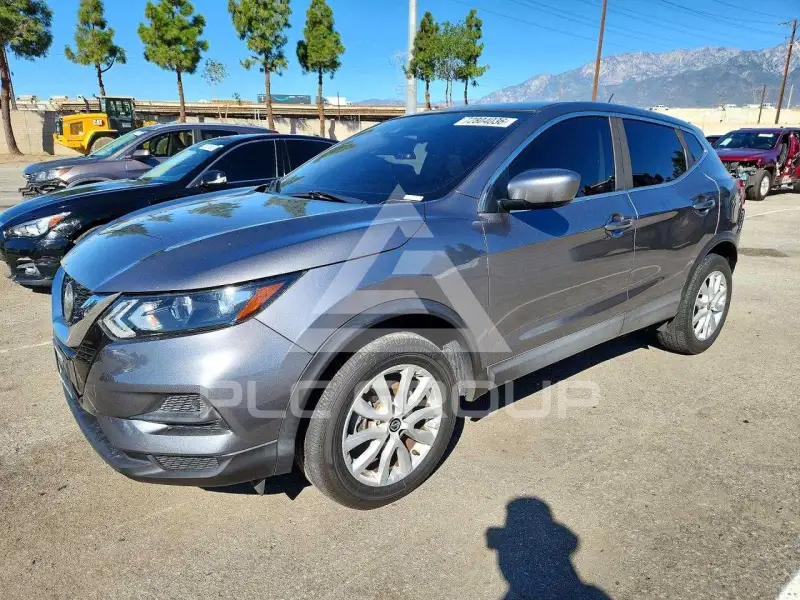 2020 Nissan ROGUE photo