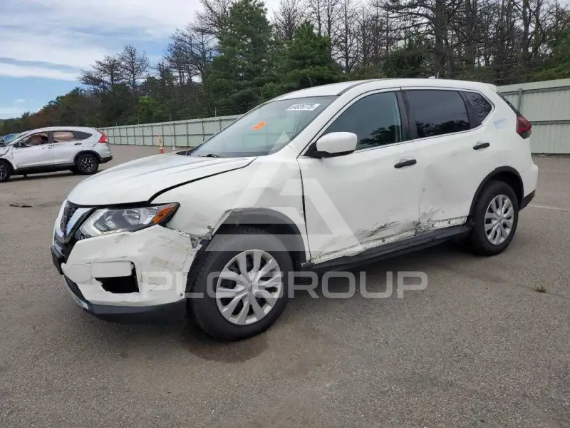 2020 Nissan ROGUE photo