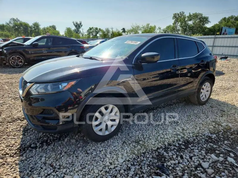 2020 Nissan ROGUE photo