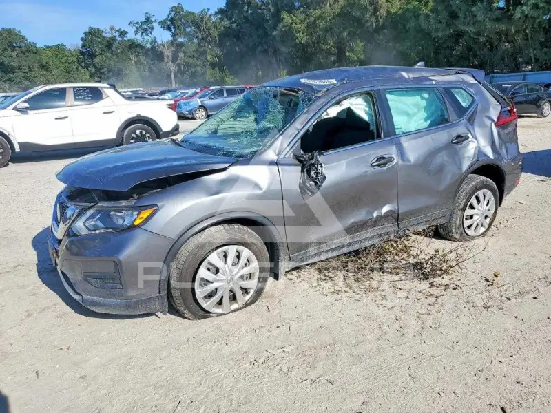 2020 Nissan ROGUE photo