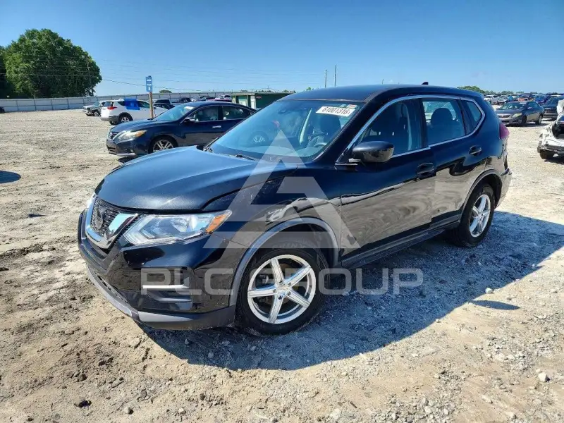 2020 Nissan ROGUE photo