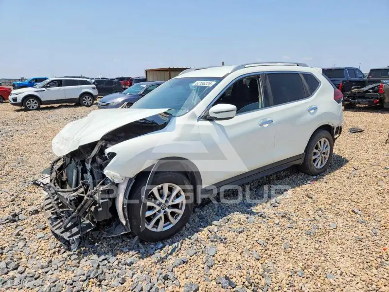 2020 Nissan ROGUE photo