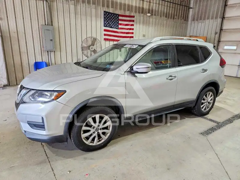2020 Nissan ROGUE photo
