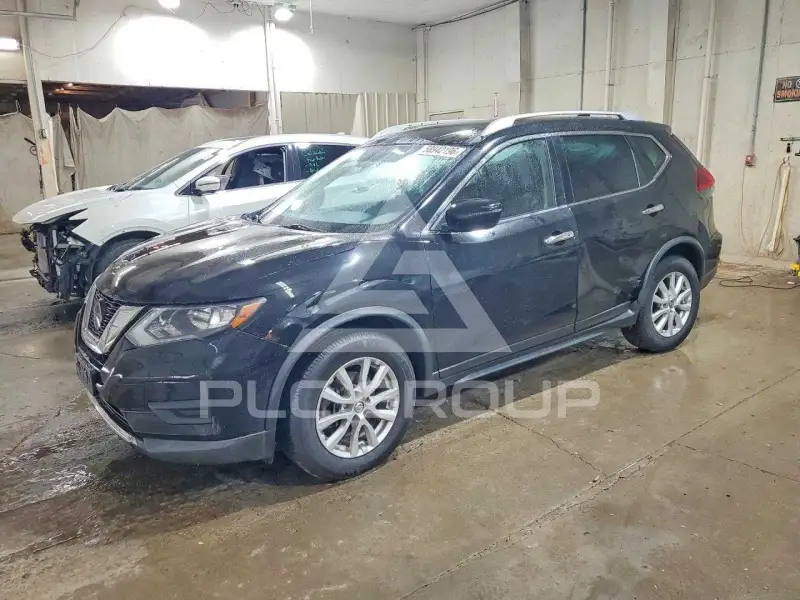 2020 Nissan ROGUE photo