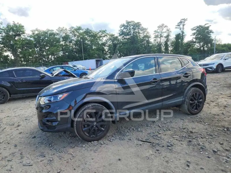 2020 Nissan ROGUE photo