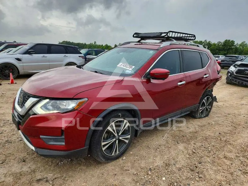2020 Nissan ROGUE photo