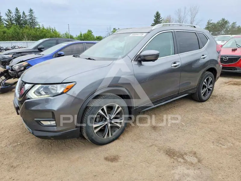 2020 Nissan ROGUE photo