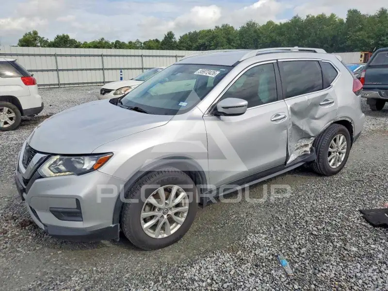 2020 Nissan ROGUE photo