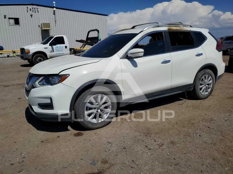 2020 Nissan ROGUE photo