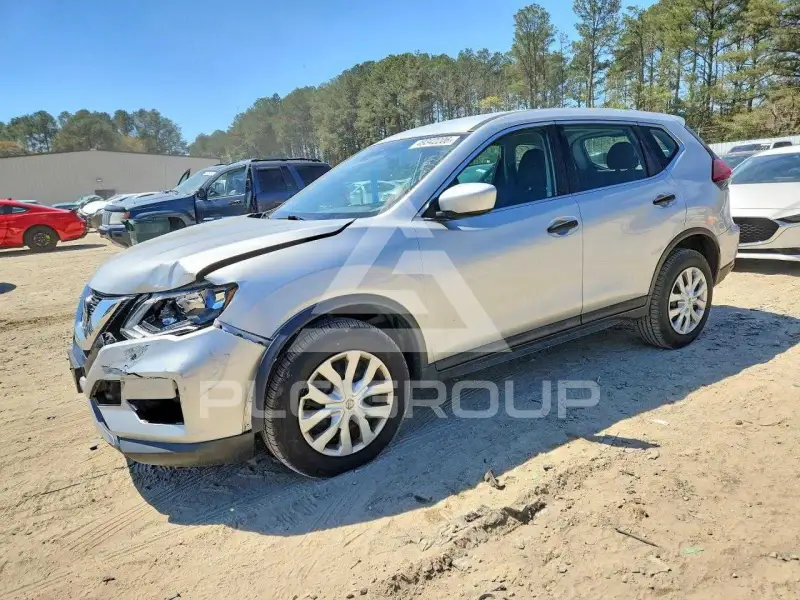 2020 Nissan ROGUE photo