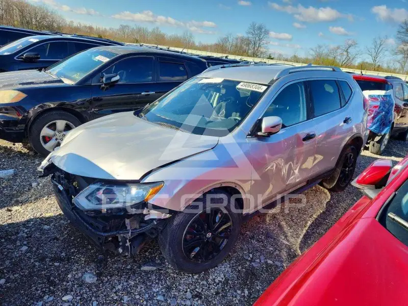 2020 Nissan ROGUE photo