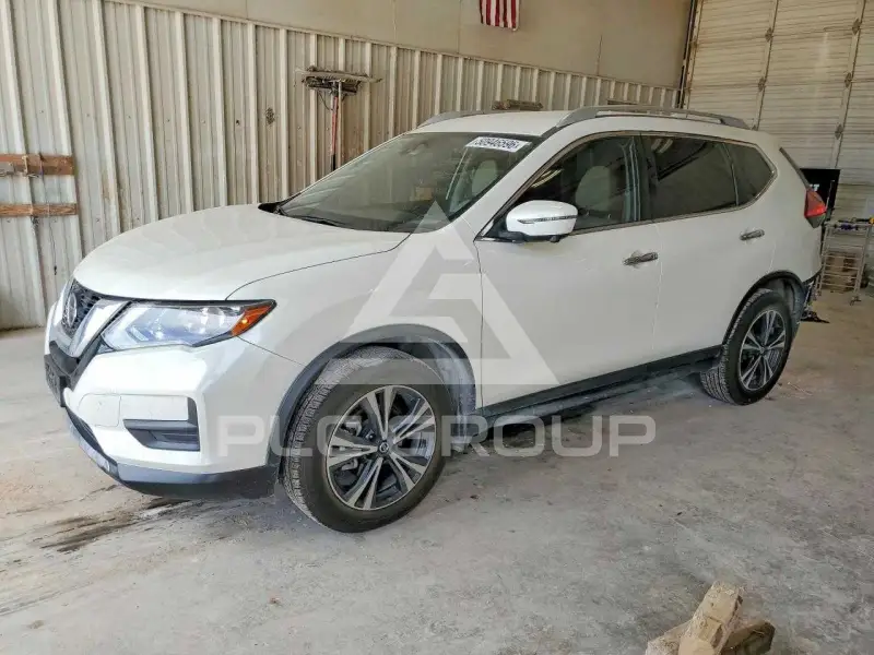 2020 Nissan ROGUE photo