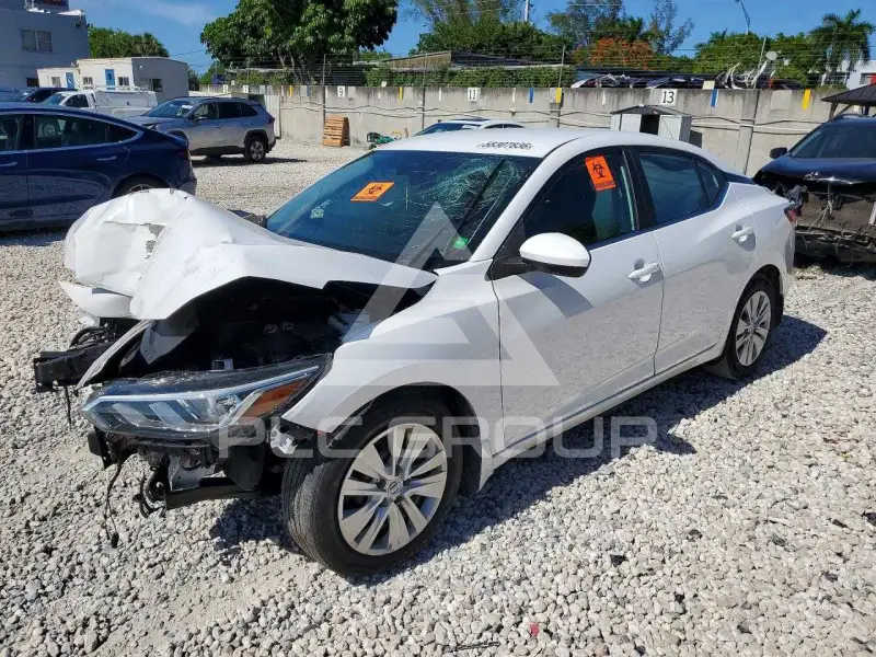 2020 Nissan SENTRA фото