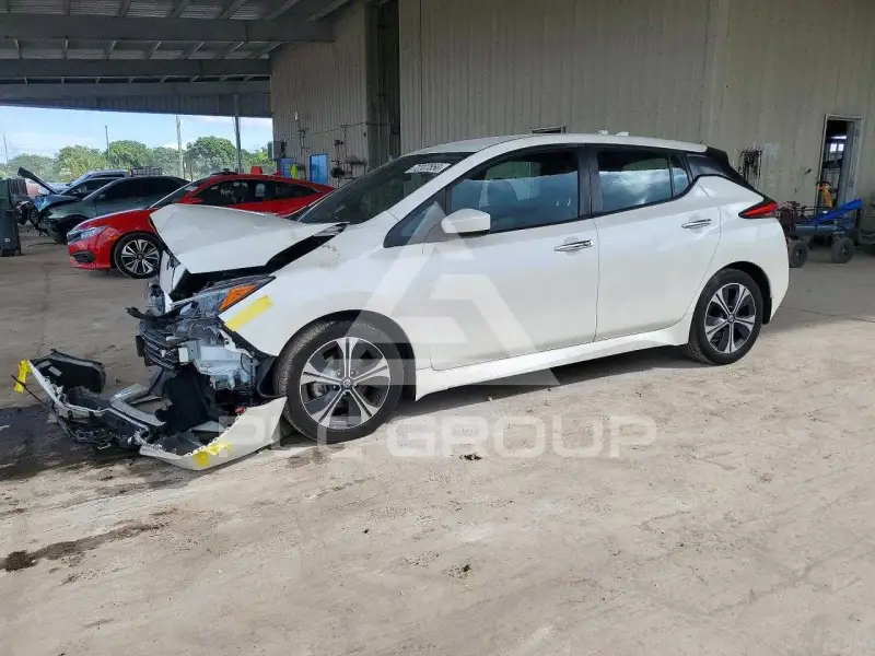 2020 Nissan LEAF фото