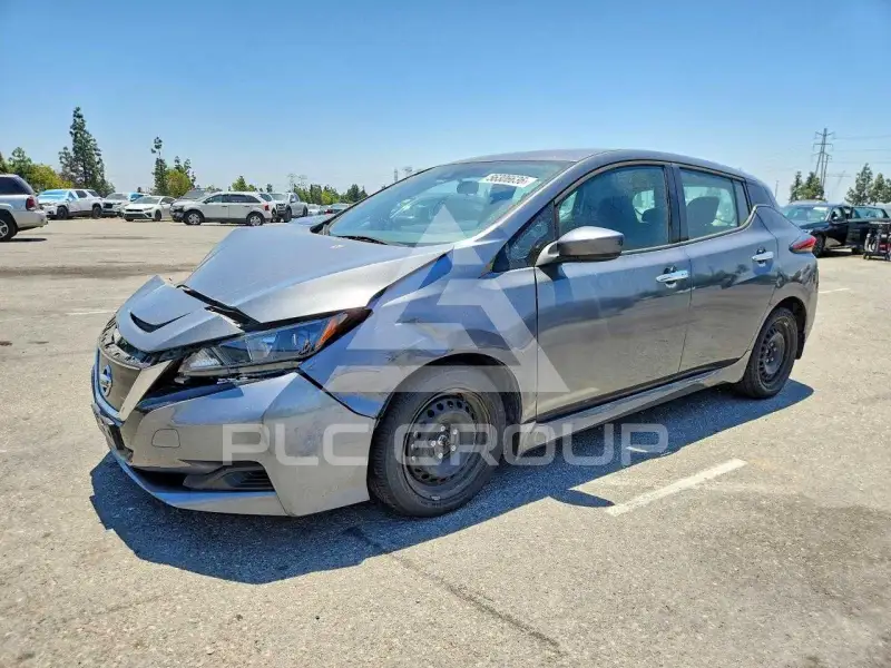 2020 Nissan LEAF photo