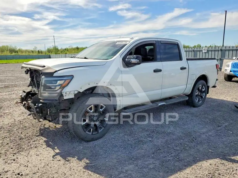 2020 Nissan TITAN фото