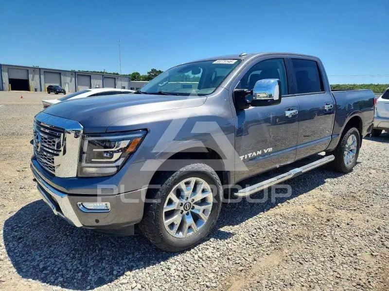 2020 Nissan TITAN фото