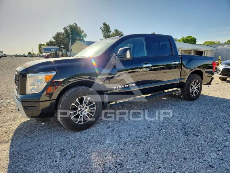 2020 Nissan TITAN фото