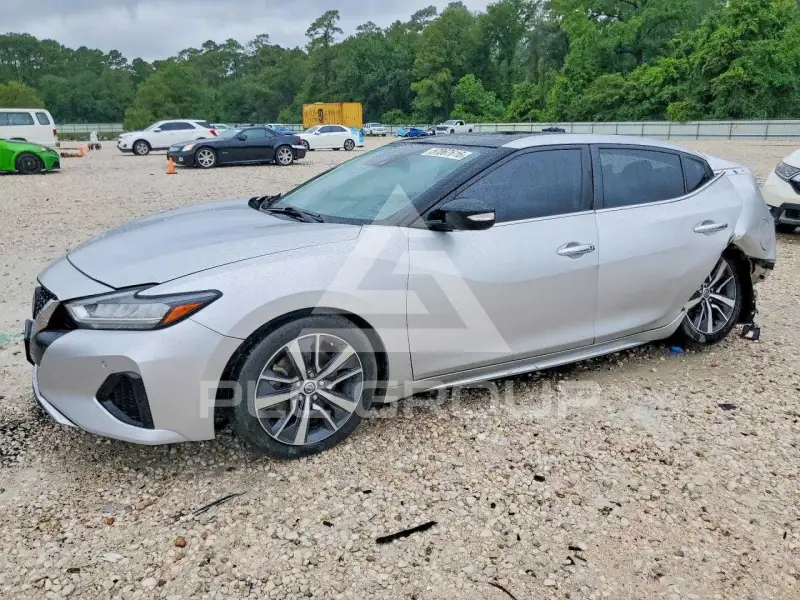 2020 Nissan MAXIMA photo