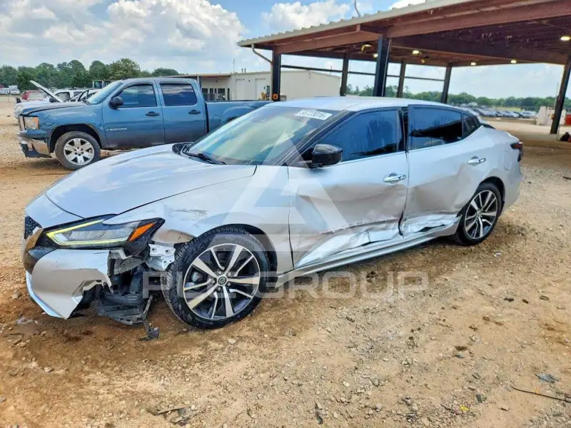 2020 Nissan MAXIMA photo