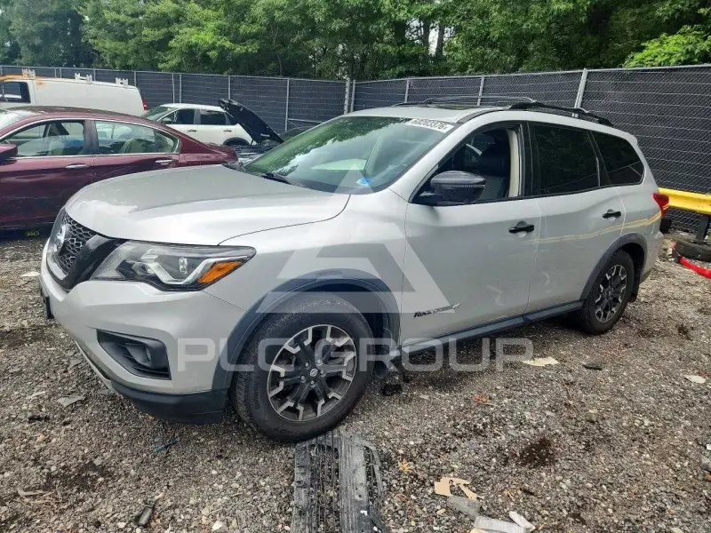 2020 Nissan PATHFINDER photo