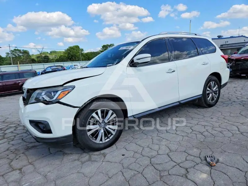 2020 Nissan PATHFINDER photo