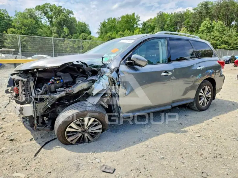 2020 Nissan PATHFINDER photo