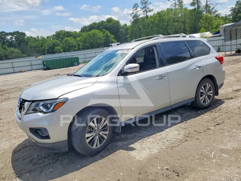 2020 Nissan PATHFINDER photo