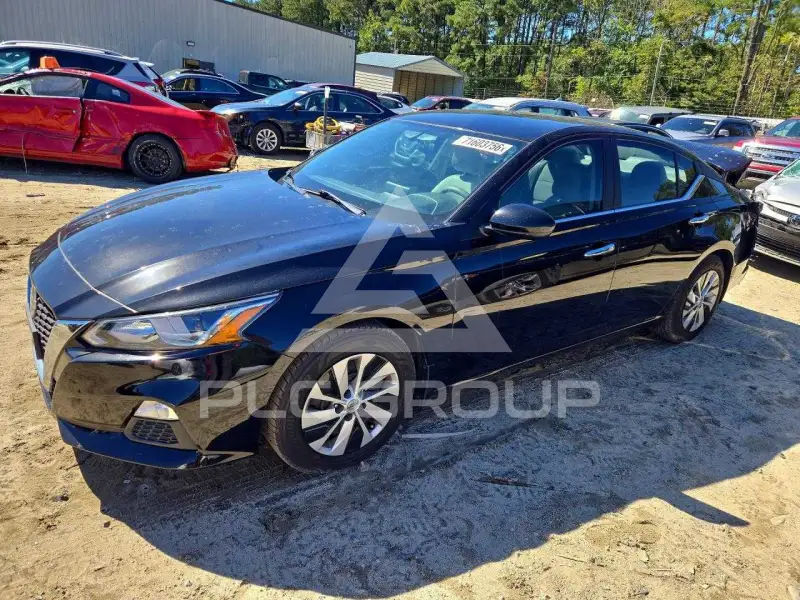 2020 Nissan ALTIMA photo