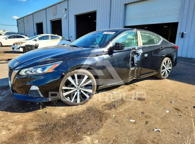 2020 Nissan ALTIMA photo