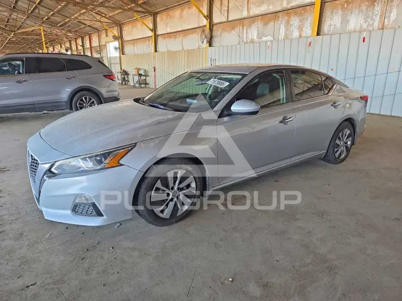 2020 Nissan ALTIMA фото