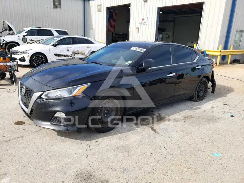 2020 Nissan ALTIMA фото