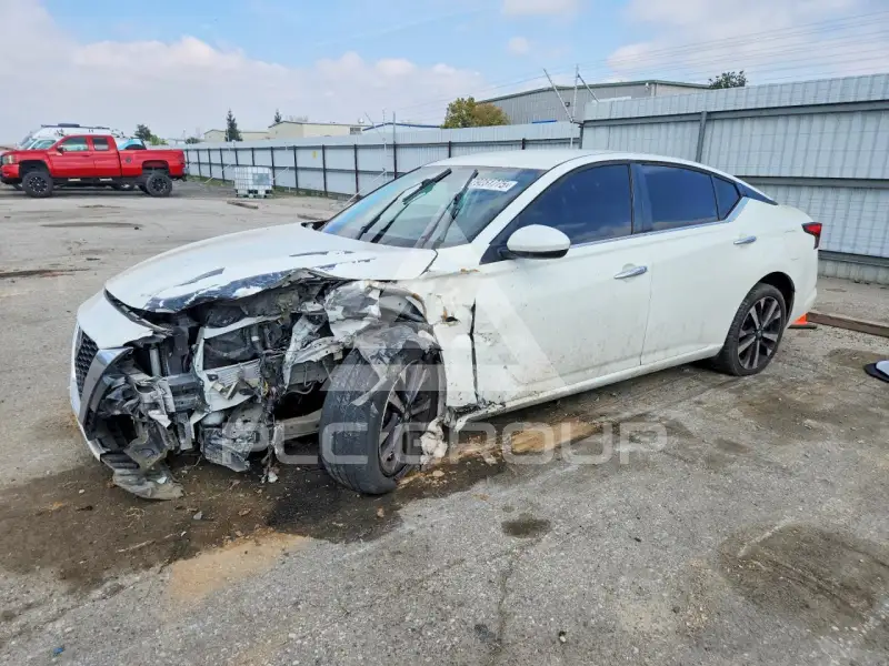 2020 Nissan ALTIMA photo