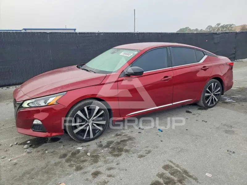 2020 Nissan ALTIMA photo