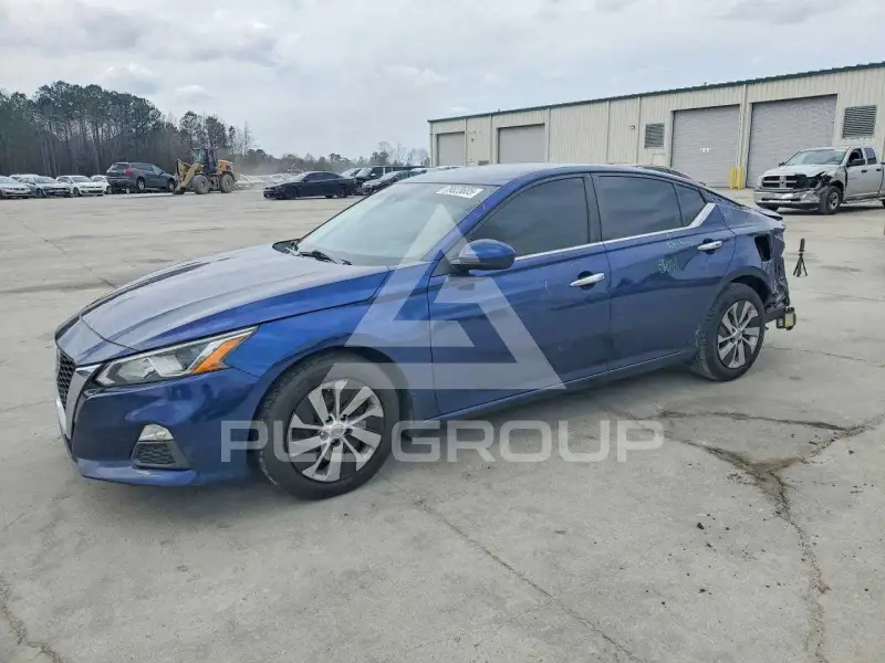2020 Nissan ALTIMA photo