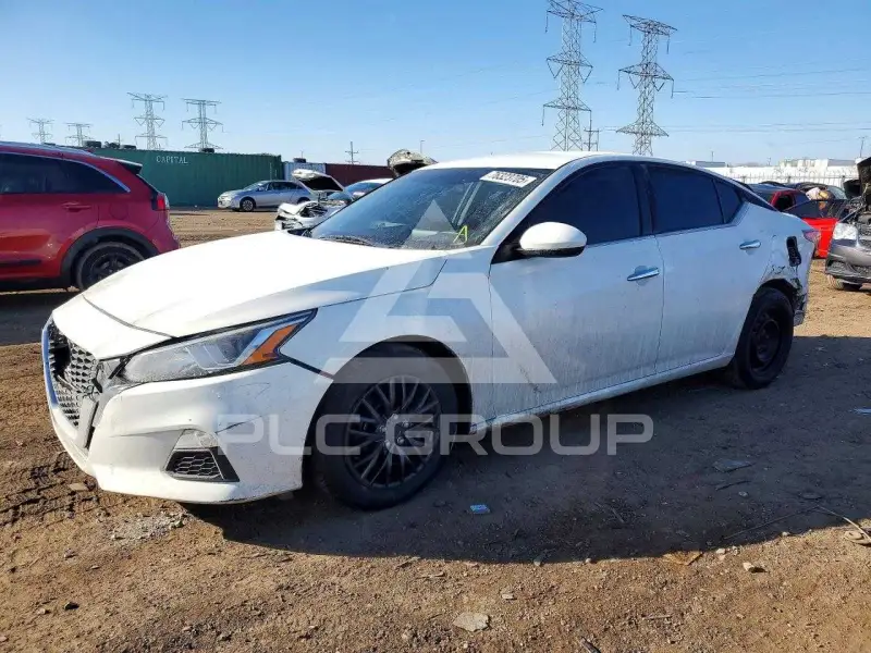 2020 Nissan ALTIMA photo