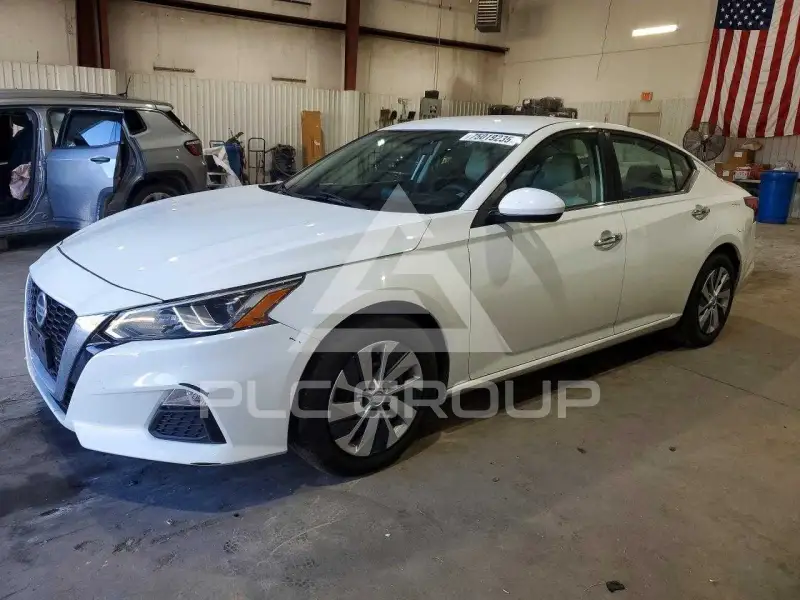2020 Nissan ALTIMA фото