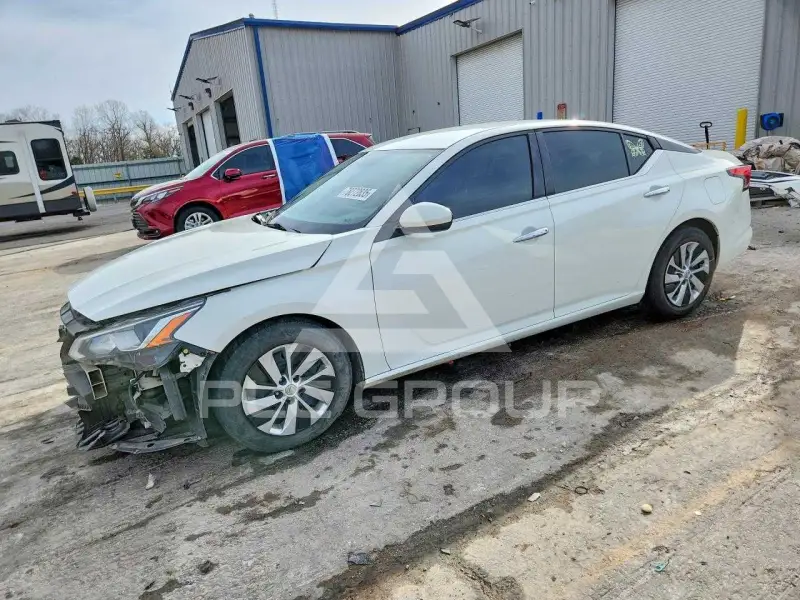 2020 Nissan ALTIMA фото
