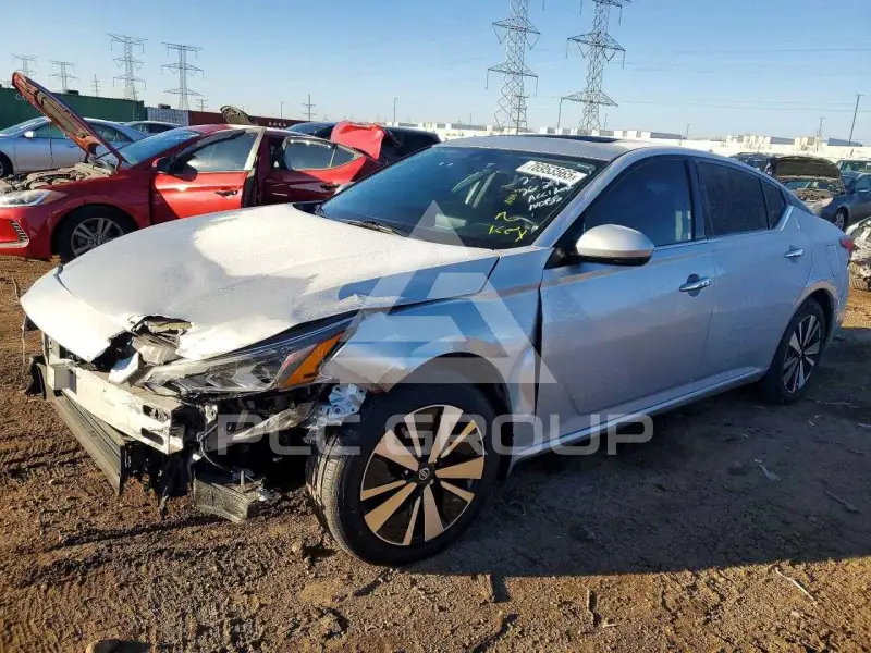 2020 Nissan ALTIMA photo