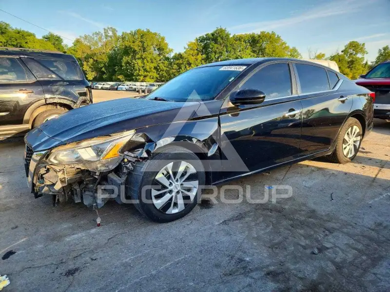 2020 Nissan ALTIMA photo