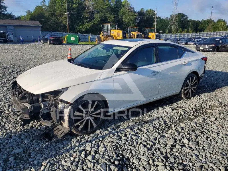 2020 Nissan ALTIMA фото
