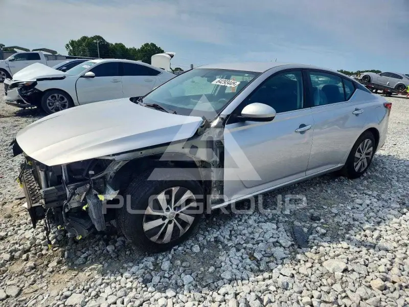 2020 Nissan ALTIMA фото