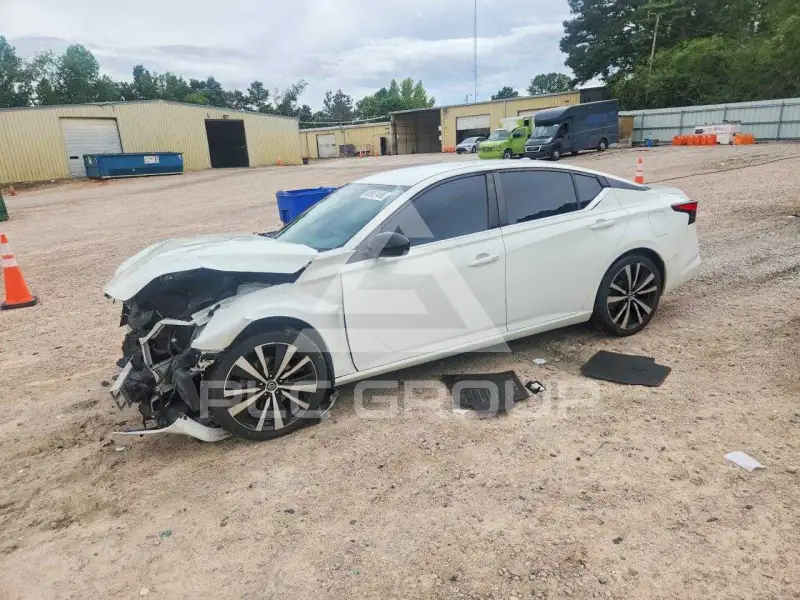 2020 Nissan ALTIMA фото